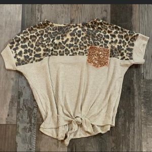 Tan leopard tee